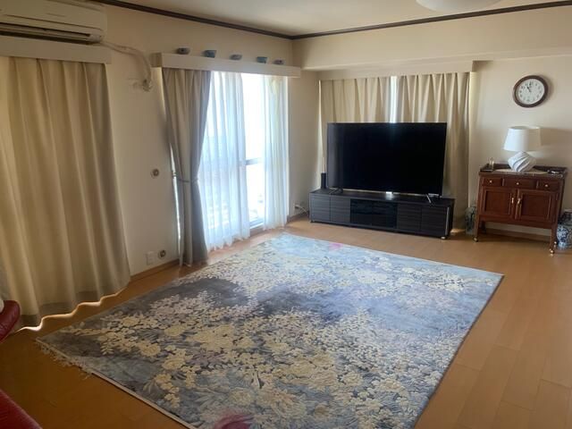 4LDK High-Rise Condo for Sale in Kaizuka, Osaka with Views - Thumbnail 3