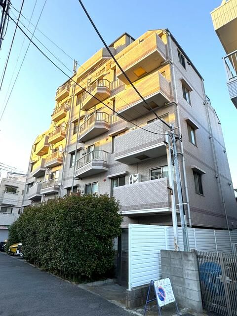 Renovated 3LDK Apartment near Edogawa Station, Tokyo - Thumbnail 2