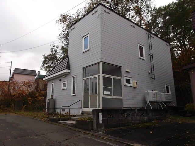 4LDK Detached House for Sale in Otaru, Hokkaido - Thumbnail 2