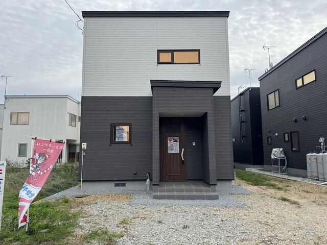 ZEH New Build House in Ishikari, Hokkaido | 3LDK with 3 Parking - Thumbnail 3