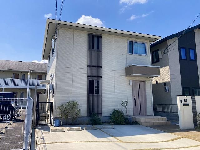 2LDK Detached House for Sale in Takamatsu, Kagawa - Thumbnail 2
