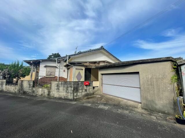 1977 4DK Wooden House for Sale in Shibushi, Kagoshima - Thumbnail 2