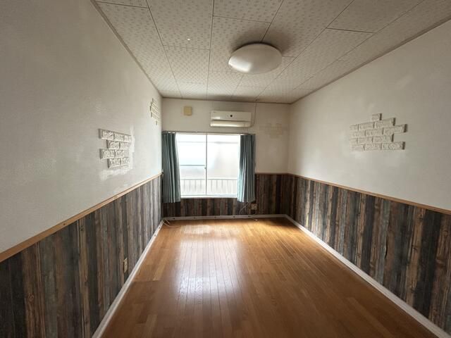Stylish 1R Apartment for Rent in Katsura, Chiba - Washing Machine & Fridge - Thumbnail 2