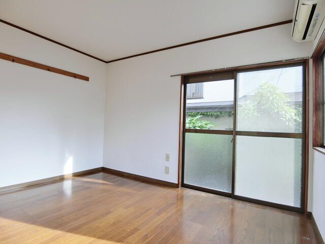 1K Apartment for Rent in Hadano, Kanagawa - 22,000 Yen - Thumbnail 2