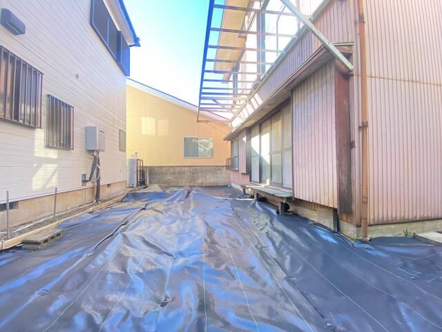 34.6 Tsubo Garden House for Sale in Saitama City - Redevelopment Potential - Thumbnail 3
