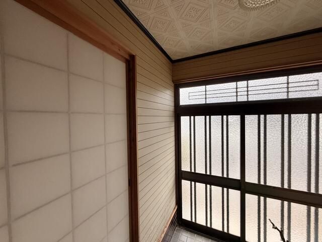 Used 3DK House in Miyoshi City, Tokushima - 2.5M Yen - Thumbnail 2