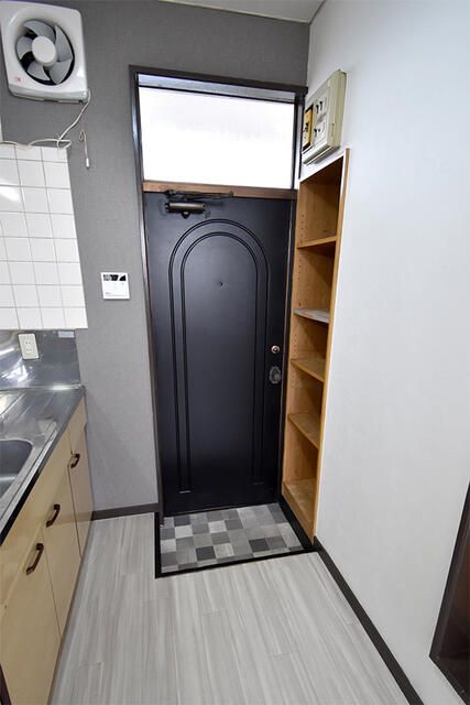 Pet-Friendly 1R Apartment for Rent in Numazu, Shizuoka - Thumbnail 2