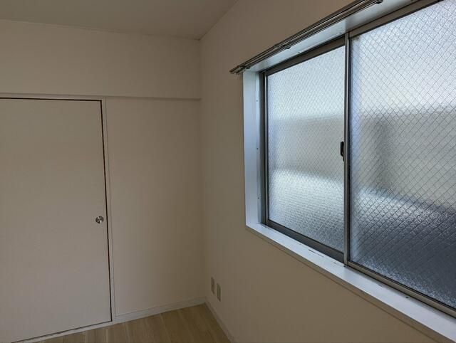 1DK Investment Apartment for Sale in Hatagaya, Shinagawa, Tokyo - Thumbnail 4
