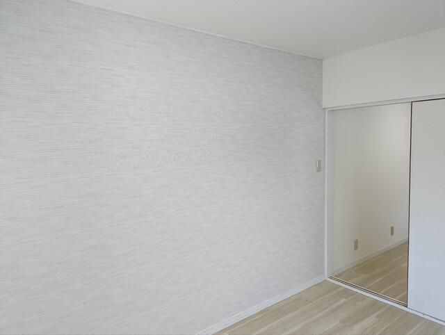 1DK Investment Apartment for Sale in Hatagaya, Shinagawa, Tokyo - Thumbnail 3