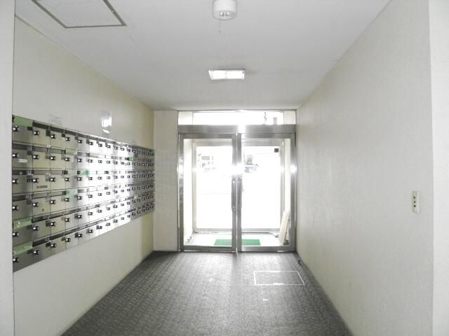 Sapporo Studio Apartment for Sale Near Minami-Hiragishi Station - Thumbnail 2