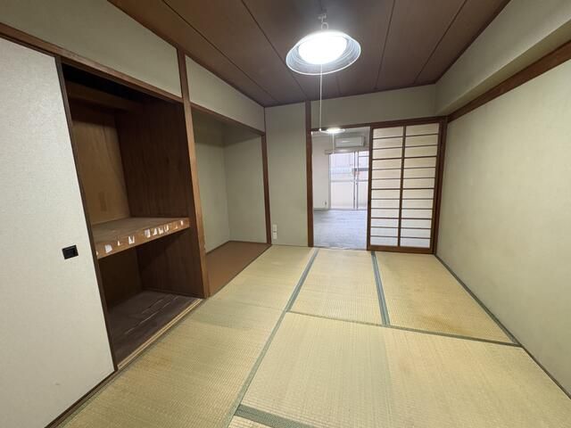 1LDK Apartment for Rent in Osaka Umeda - No Key Money - Thumbnail 2