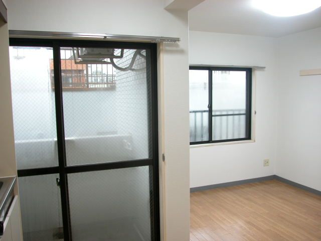 1K Apartment for Sale in Ota Ward, Tokyo - Investment Property - Thumbnail 4