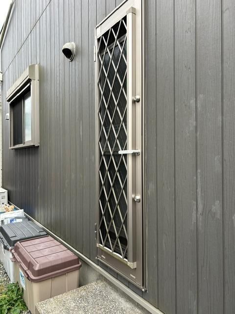 2013-Built 4LDK House with Solar Panels & 3 Car Parks in Yokosuka - Thumbnail 3