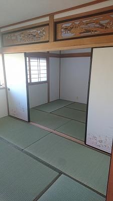 Renovated 4DK House for Sale in Neyagawa, Osaka - Thumbnail 4