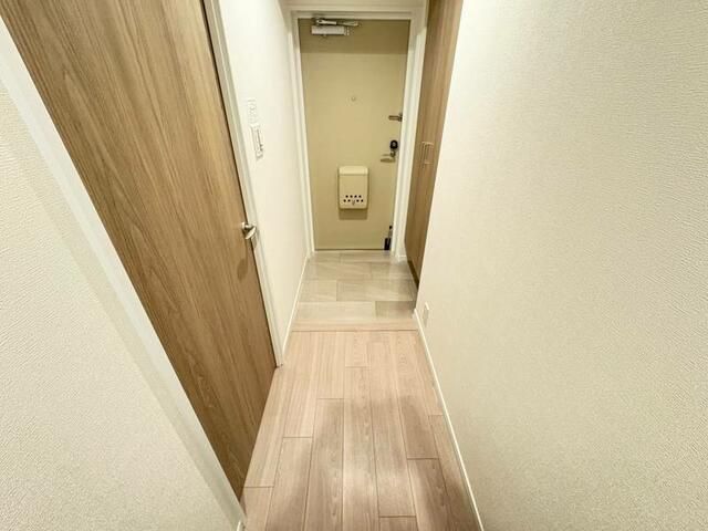 Renovated 4LDK Apartment in Suita, Osaka with Parking - Thumbnail 2