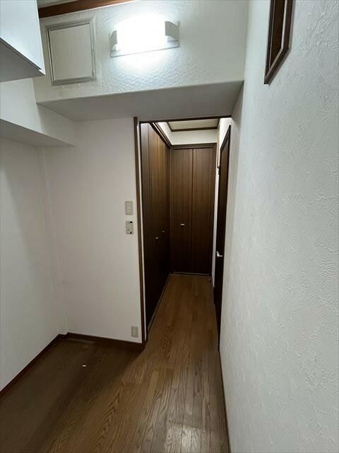 2LDK Condo for Sale in Osaka Minato Ward near Tempozan - Thumbnail 3