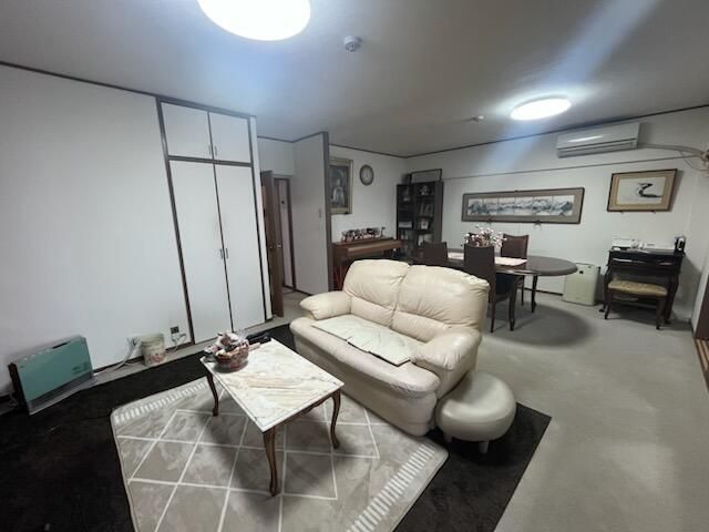 4SLDK Apartment for Sale in Abeno, Osaka | 94 sqm - Thumbnail 2