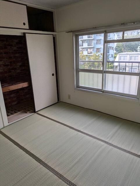 3DK Apartment for Sale in Hino City, Tokyo - Hyakusa Danchi - Thumbnail 4