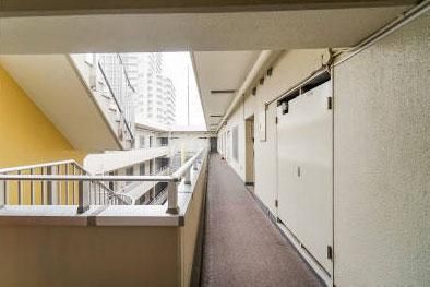 2LDK Apartment for Sale in Koto Ward, Tokyo - 60.49 sqm - Thumbnail 2