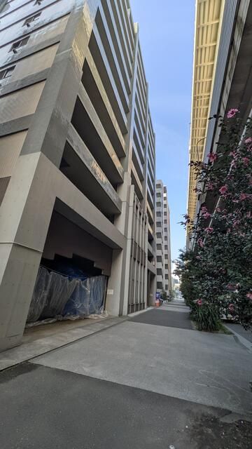 1K Apartment for Sale in Minato, Tokyo - Investment Property - Thumbnail 2