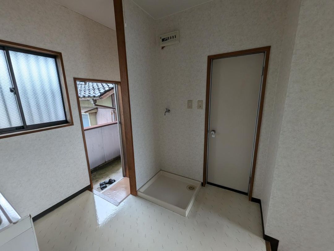 1R Apartment for Rent near Kurashiki Station, Tottori - Thumbnail 3