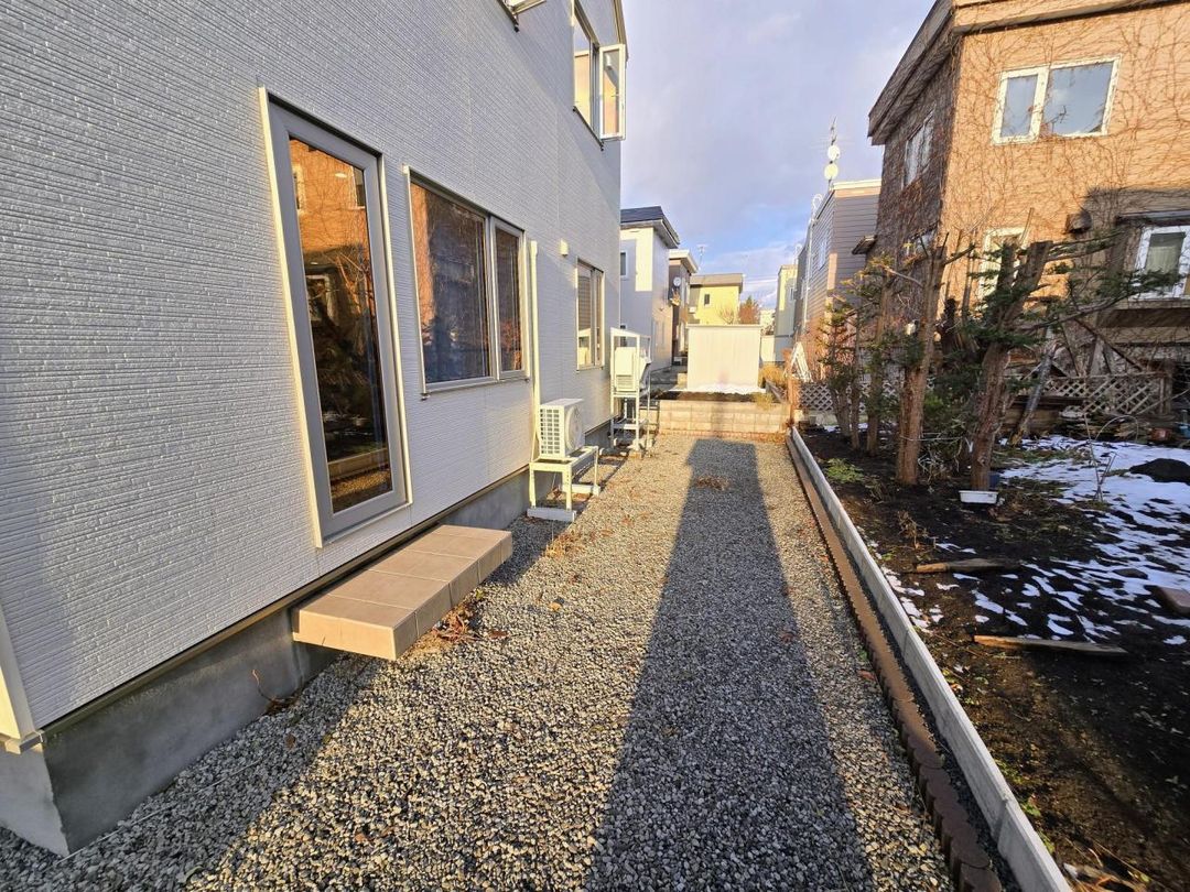 2023 Built 4LDK House in Sapporo Teine Ward with Parking - Thumbnail 2