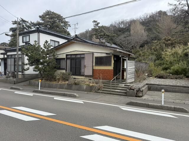 Ocean View House for Sale in Kashiwazaki, Niigata - 350,000 Yen - Thumbnail 2