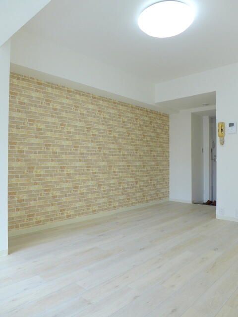 Akasaka Studio Apartment for Sale with Tenant & 4.73% Yield - Thumbnail 3