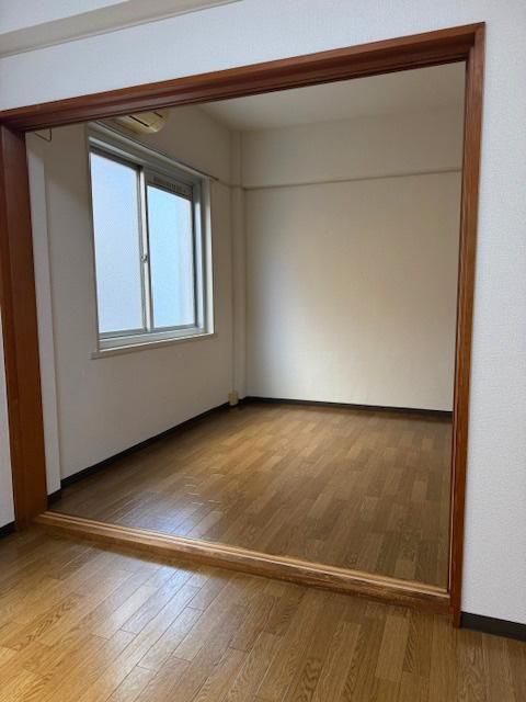1DK Apartment for Rent in Juso, Osaka - 40,000 Yen, No Fees - Thumbnail 3