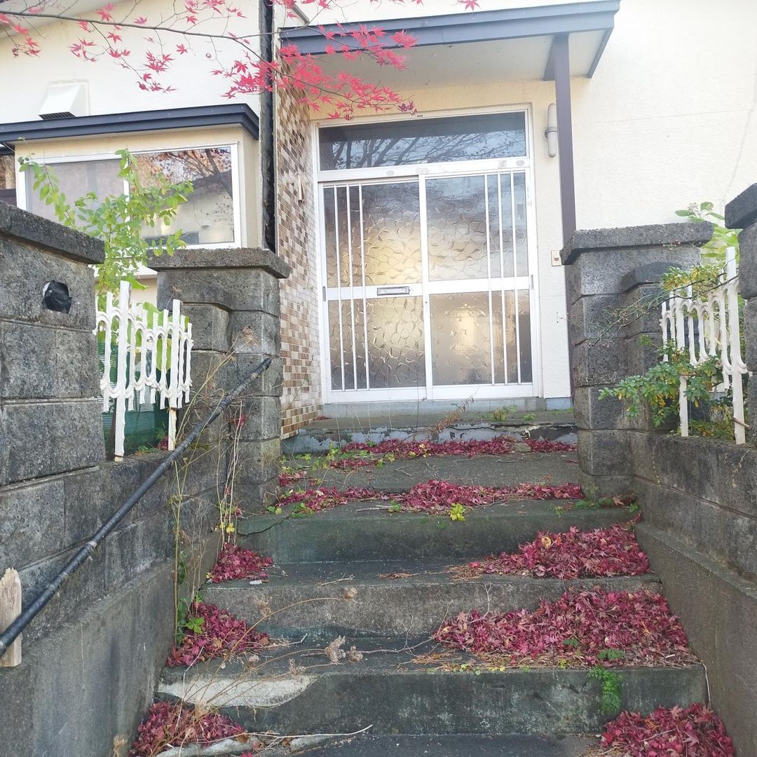 5DK Detached House for Sale on 363sqm Land in Muroran, Hokkaido - Thumbnail 2