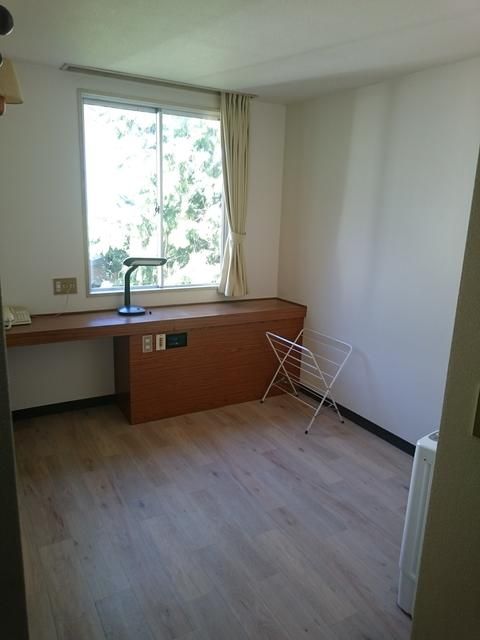 Affordable 1R Apartment for Rent in Tatsuno, Nagano - 12,000 Yen - Thumbnail 3
