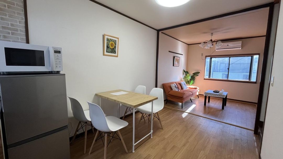 Renovated 3LDK House for Sale in Osaka Nishinari Ward - Thumbnail 4