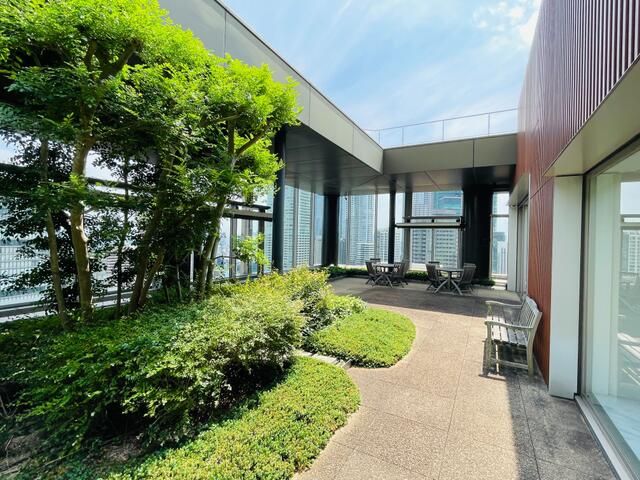 Renovated 4LDK Apartment with Tokyo Tower View in Akasaka, Minato - Thumbnail 2
