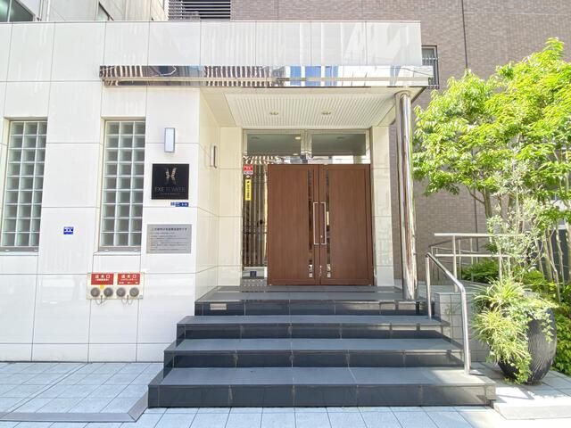3LDK Apartment for Sale in Exe Tower Dosho-machi, Osaka - Thumbnail 2