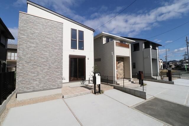 New 2024 3LDK House in Toyohashi with Solar & EV Charging - Thumbnail 2