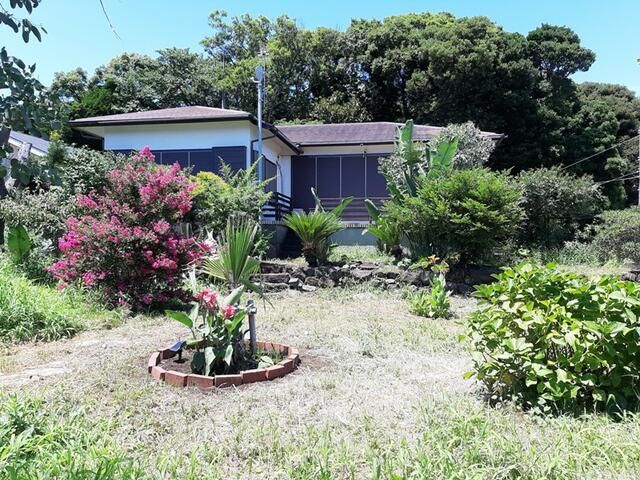 Ocean View Bungalow in Manazuru, Kanagawa | 2LDK House for Sale - Thumbnail 2
