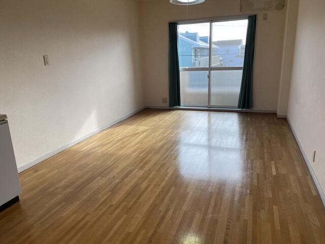 1DK Apartment for Rent in Suzuka, Mie - Near Shiroko Station - Thumbnail 2