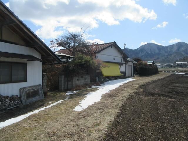 4DK Single-Story House on Large Plot in Ueda, Nagano - Thumbnail 2
