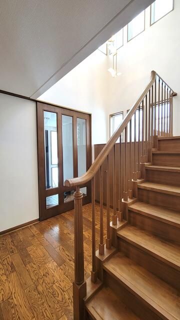 Renovated 4LDK House with 4-Car Parking in Sapporo, Hokkaido - Thumbnail 4