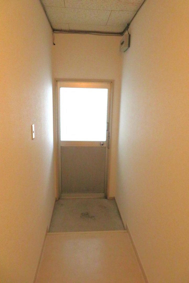 Women-Only 1DK Apartment for Rent in Osaka Sayama City - Image 1