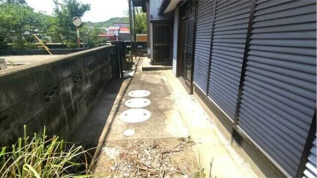 1965 South-Facing Corner House for Sale in Tosa, Kochi - Thumbnail 4