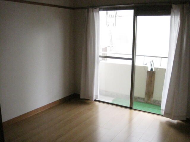 2K Corner Apartment for Sale in Miki Town, Kagawa - Thumbnail 3