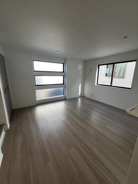 New 3LDK House for Sale in Isogo, Yokohama - 2026 Build - Thumbnail 2