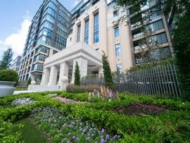 2LDK Apartment for Sale in Roppongi, Minato, Tokyo 117.35m² - Thumbnail 2