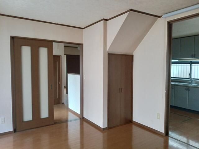 3SDK House for Sale in Hadano with 3 Parking Spaces - Thumbnail 4