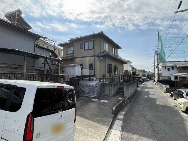 Ichijo Komuten 6LDK House with 4-Car Parking in Fuso, Aichi - Thumbnail 2