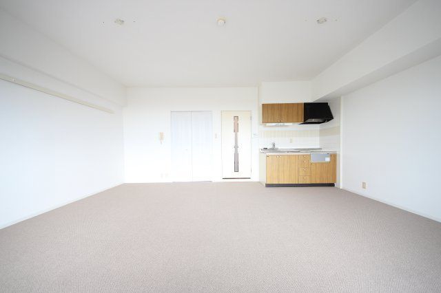 1LDK Apartment for Sale in Otsu, Shiga Prefecture - Thumbnail 2