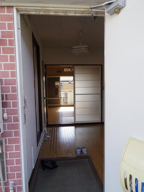 1K Apartment for Rent in Toride, Ibaraki - 20,000 Yen - Thumbnail 3
