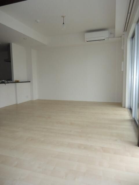 3LDK Condo for Sale in Shinagawa, Tokyo - City Terrace Shinagawa East - Thumbnail 4