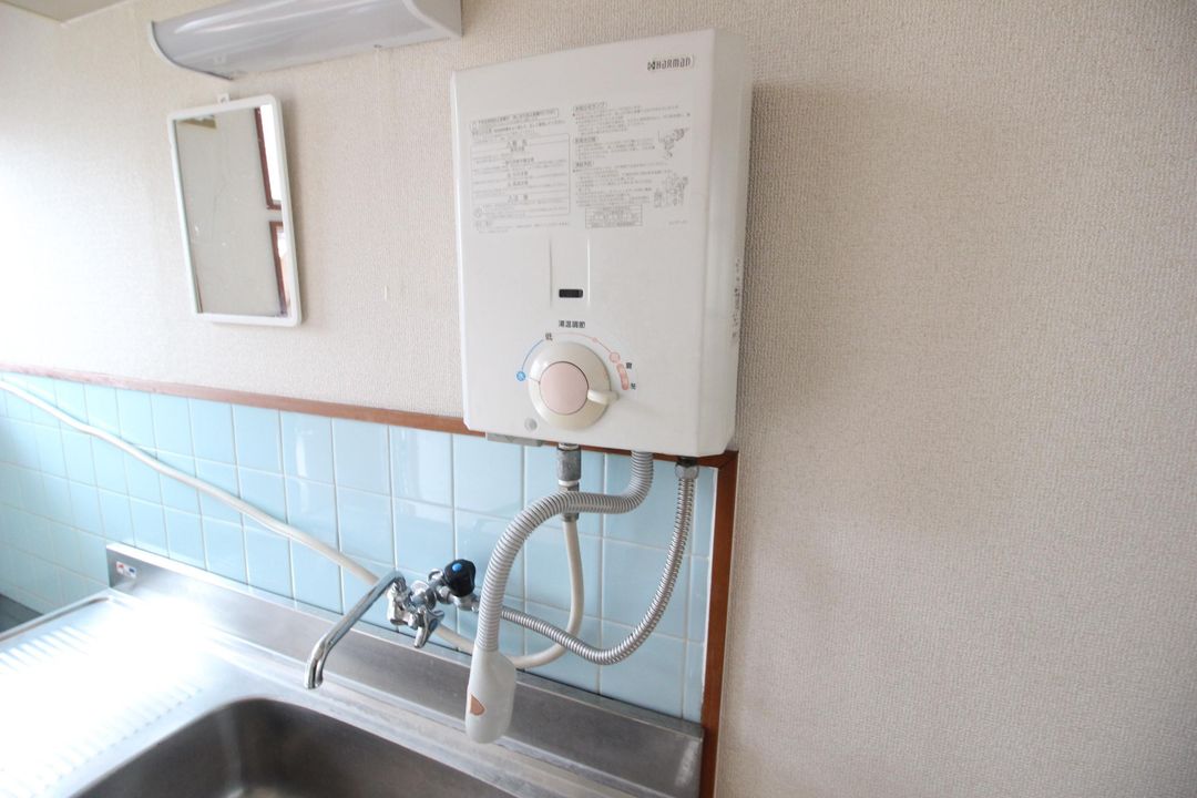 1K Apartment for Rent in Minamikata, Okayama City - Thumbnail 3
